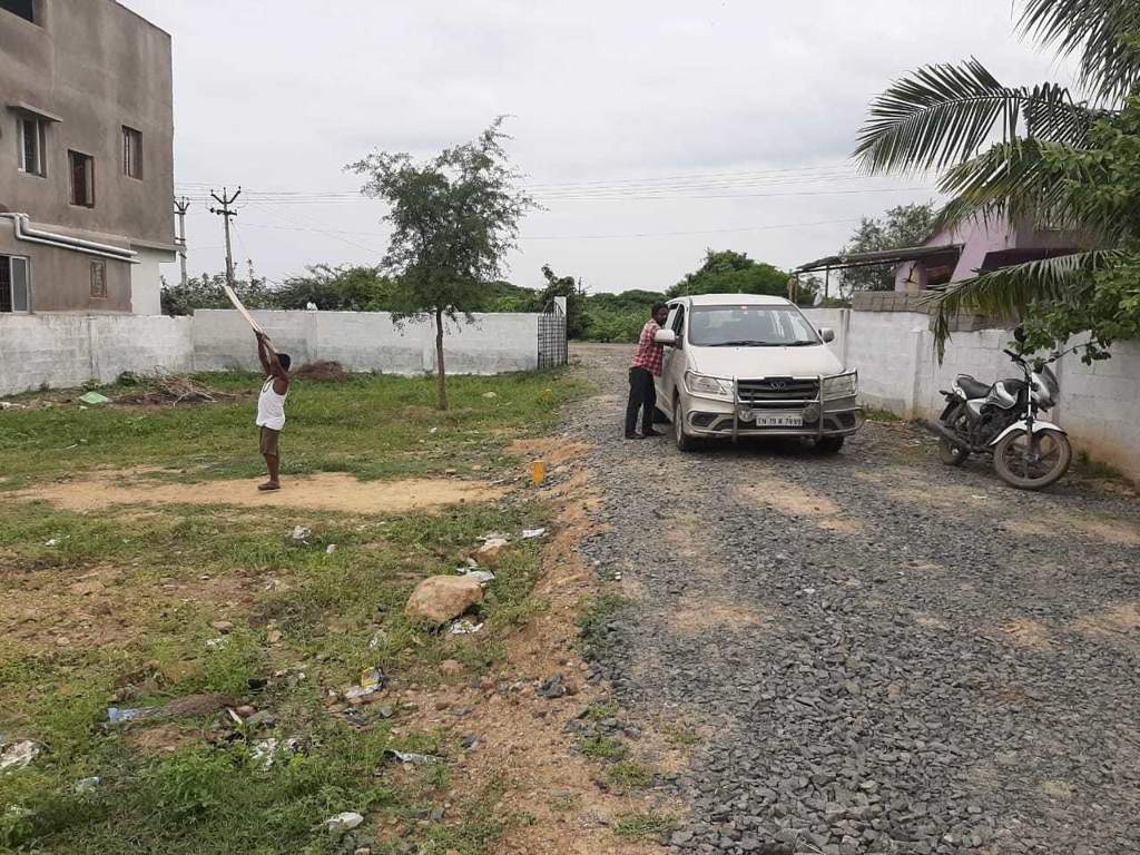  mini diamond castle Plot