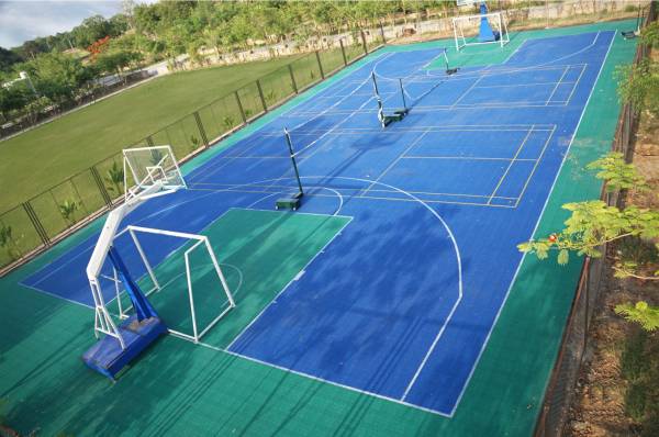  natures-edge Multipurpose Room