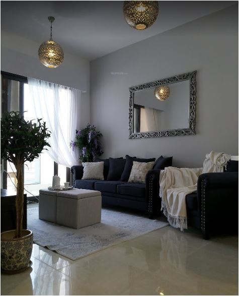  green diamond one Living Area