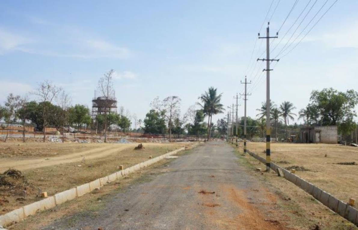  paranjothi enclave Plot
