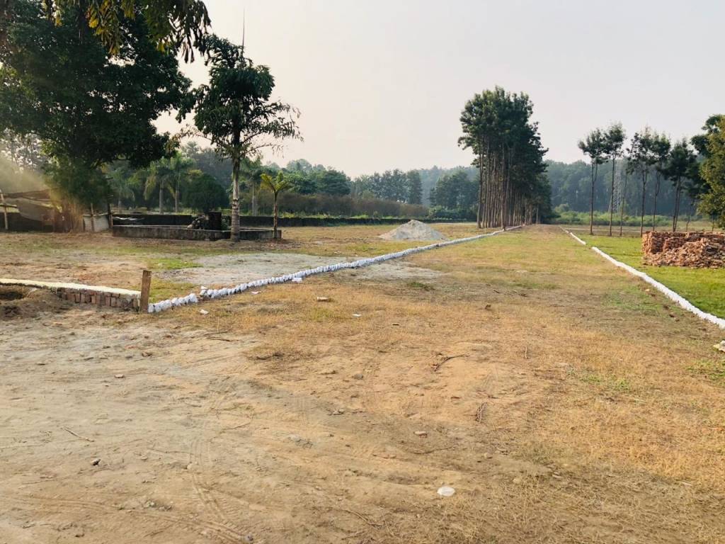  defence colony prem nagar Plot