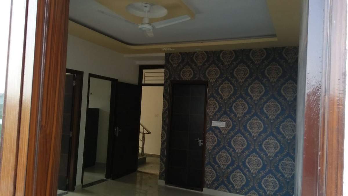  skyline metro prime 6 Living Area