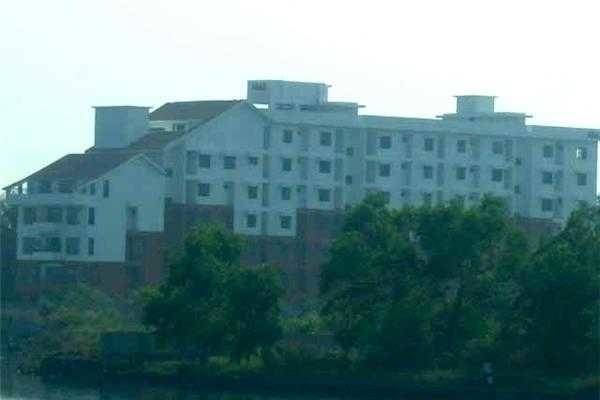 Elevation lotus-lake Elevation