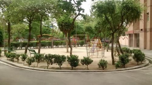 Children's play area royale-garden-estate Children's play area