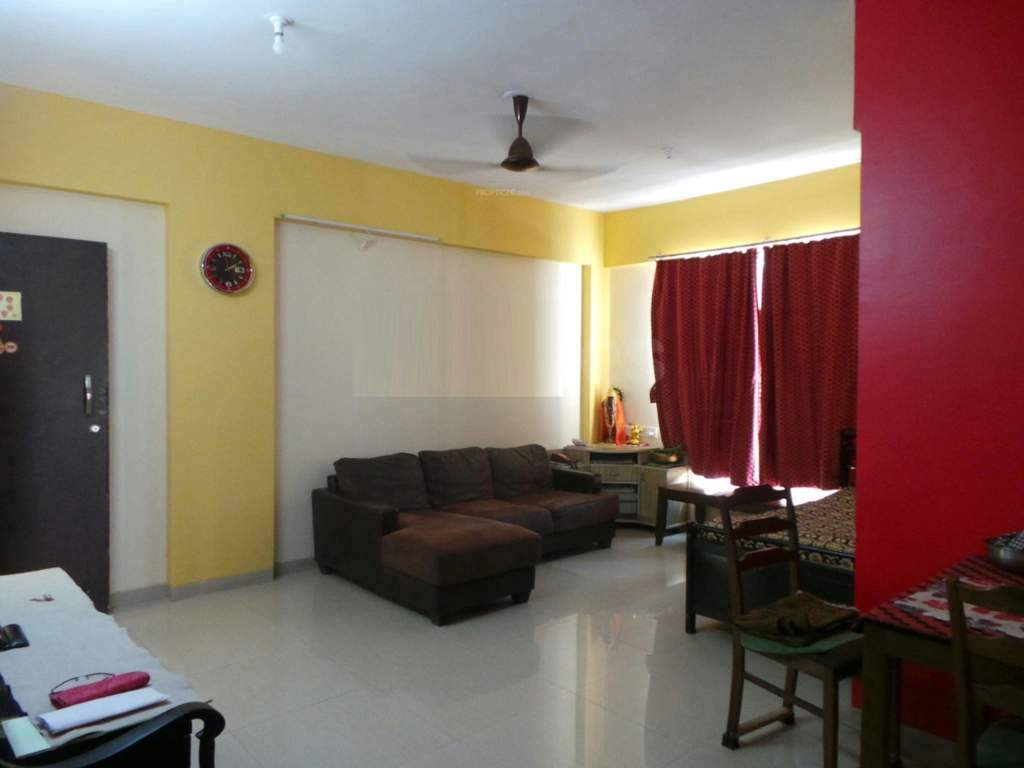  grandeur  Living Area