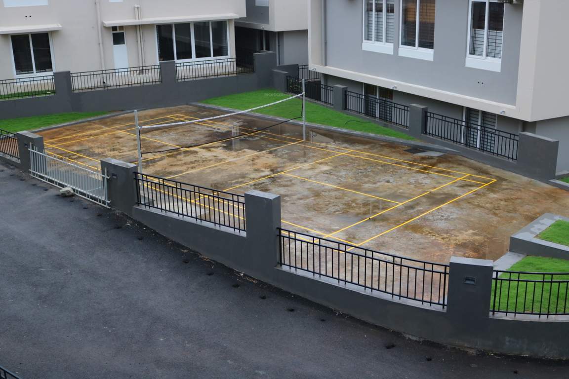  spring green villas Badminton Court