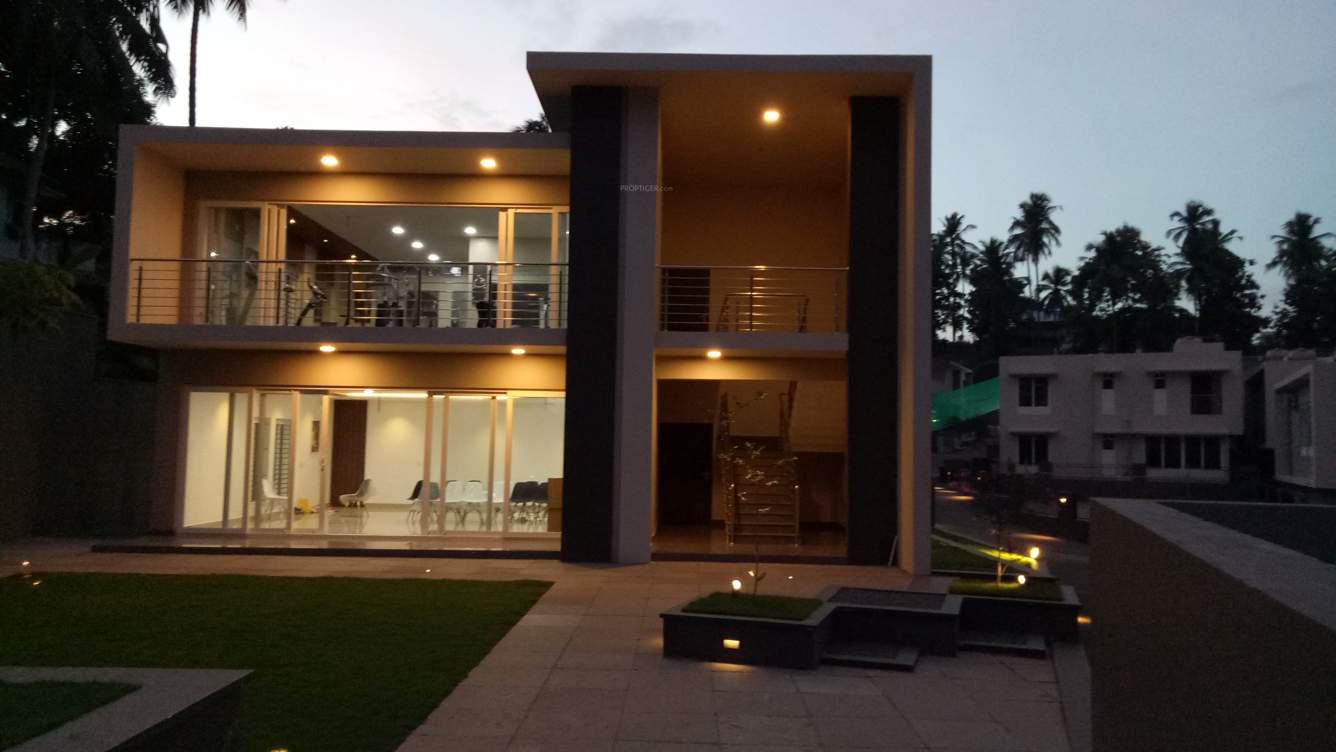  spring green villas Club House