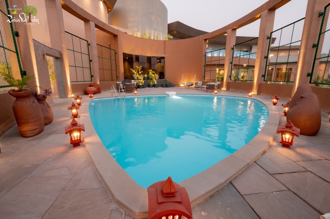  aambli ni pol Swimming Pool