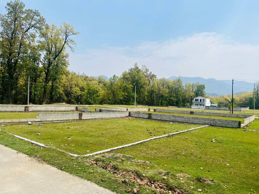 defence colony evergreen city Plot