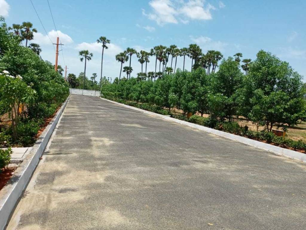  sai brindavanam Plot