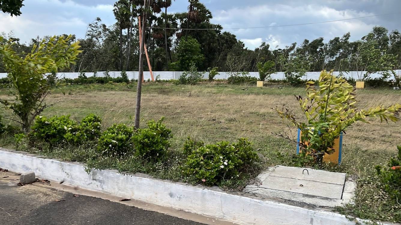  sai brindavanam Plot