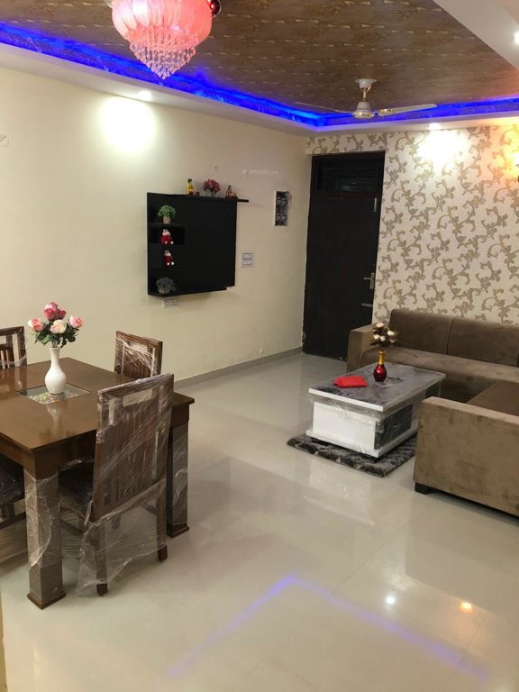  greens 2 Living Area