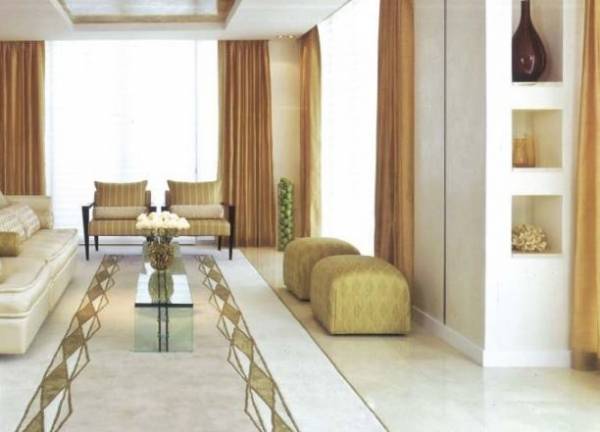  avenue- Living Area