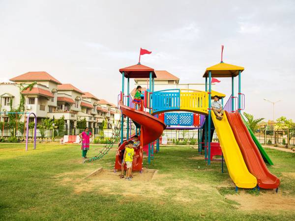  gardens Children's play area