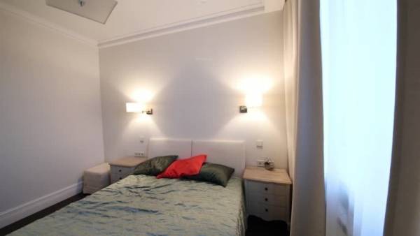 Bedroom ira-hill-view Bedroom