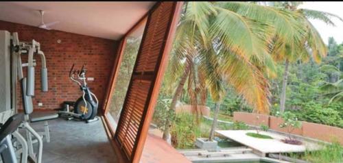  earth-aangan Gymnasium