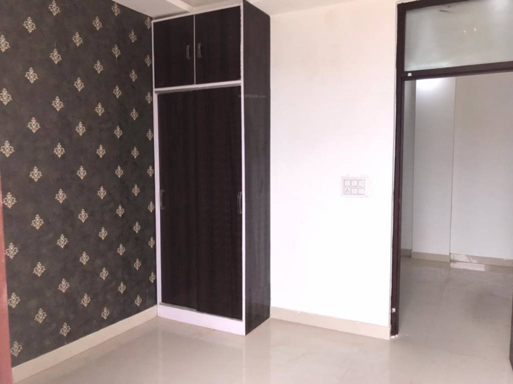  redsquare homes Bedroom