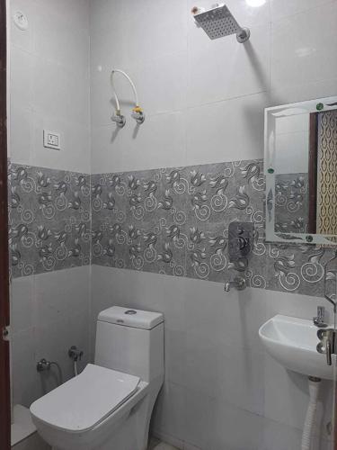 Bathroom affordables-and-luxury-homes-1 Bathroom