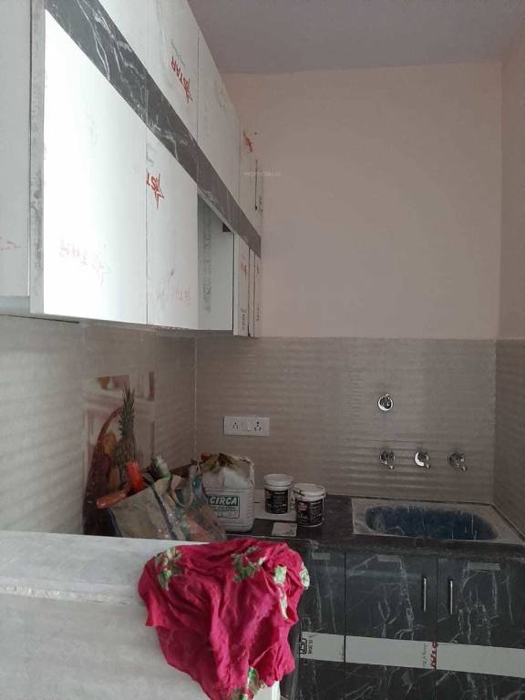  malik homes 1 Kitchen