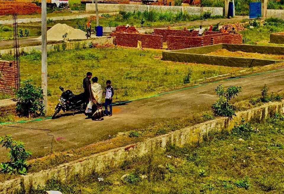 keshav puram exotica Plot