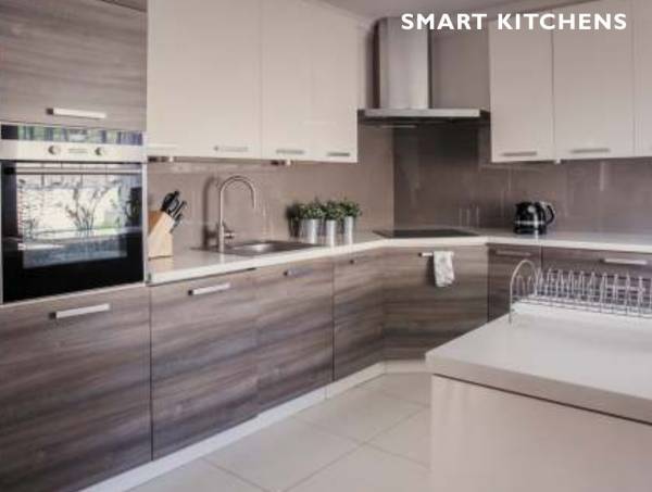  lagoon-e-wing Kitchen