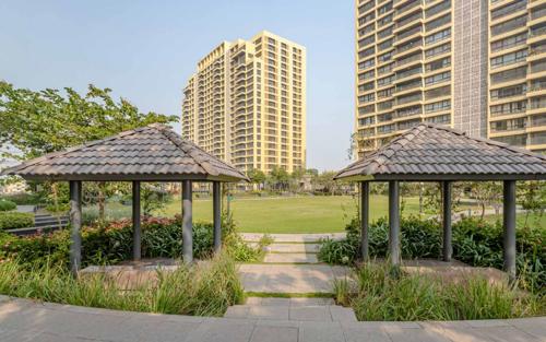  utalika-luxury-phase-5-panchami Landscape Garden and Tree Planting
