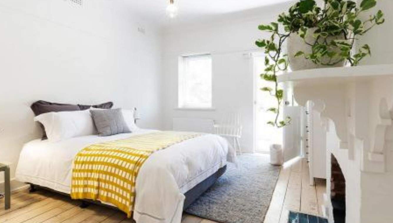  4 blocks Bedroom