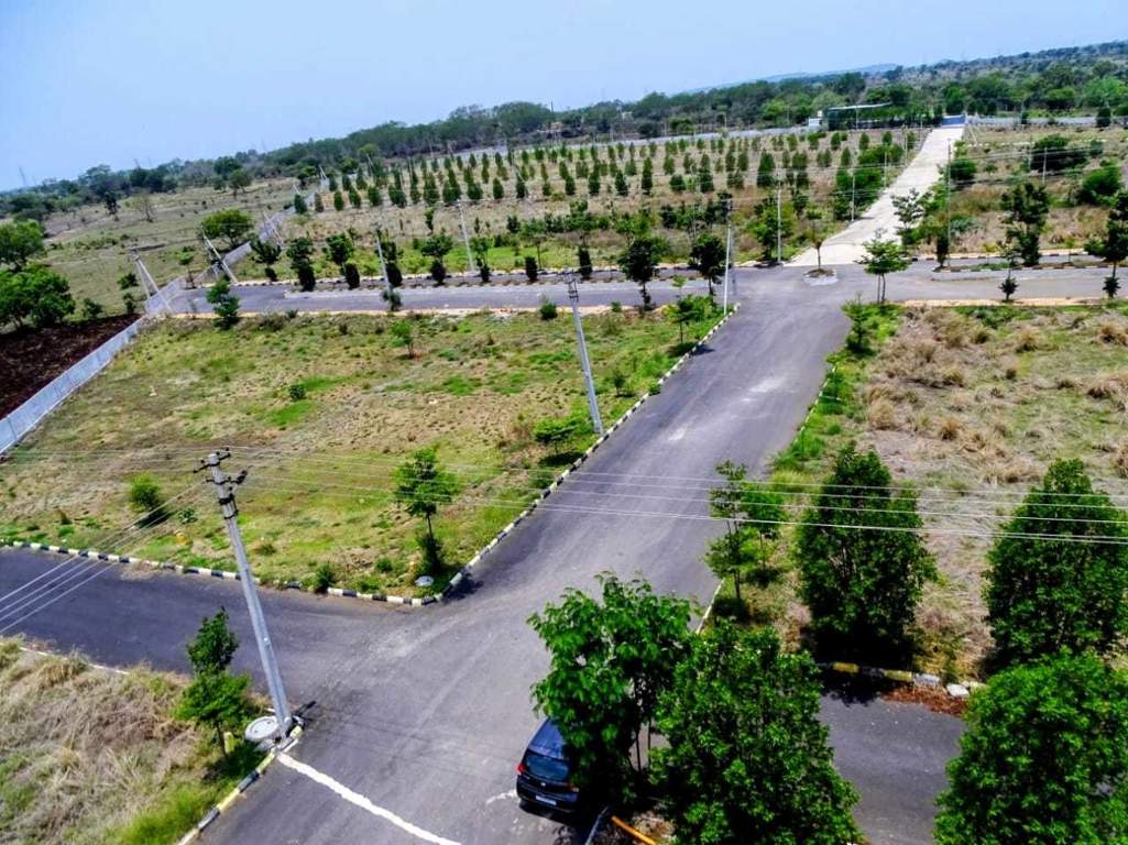  meenakshi county Plot