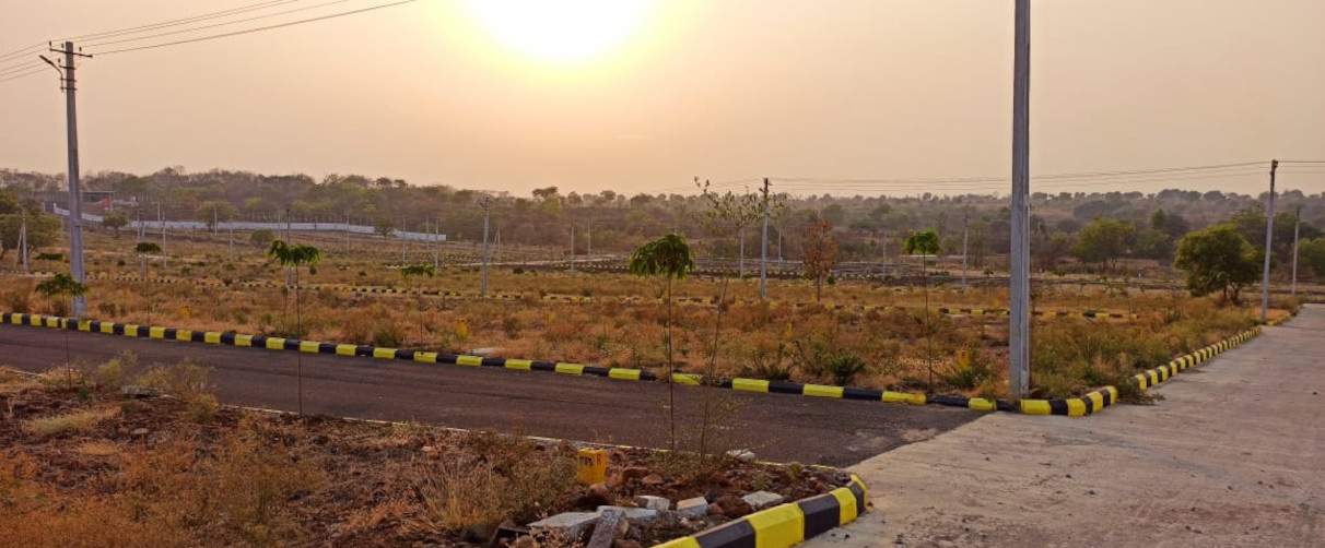  meenakshi estates Plot