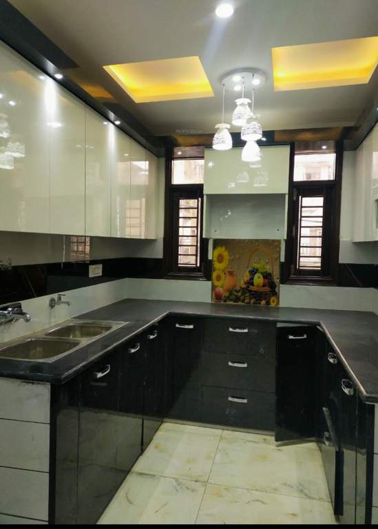  residency Kitchen