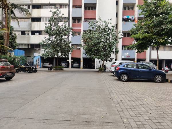  kumar-park-infinia Internal Roads & Footpaths