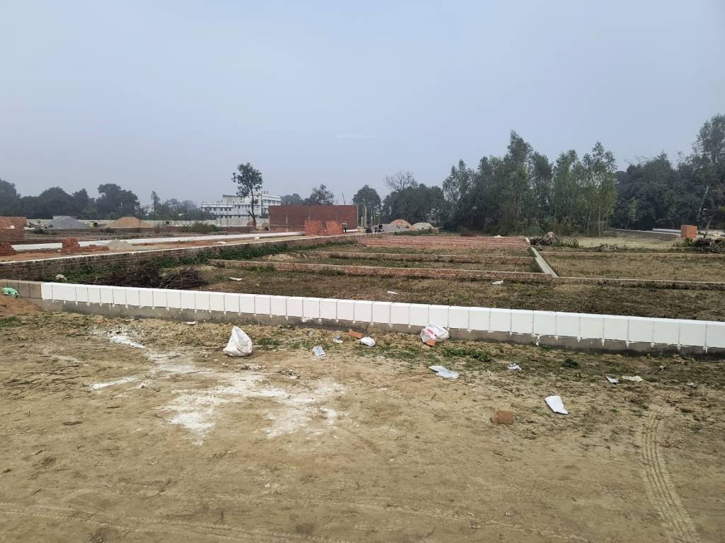  taj enclave Plot