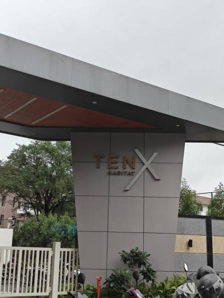 constructionStatus of Raymond Realty Ten X Habitat