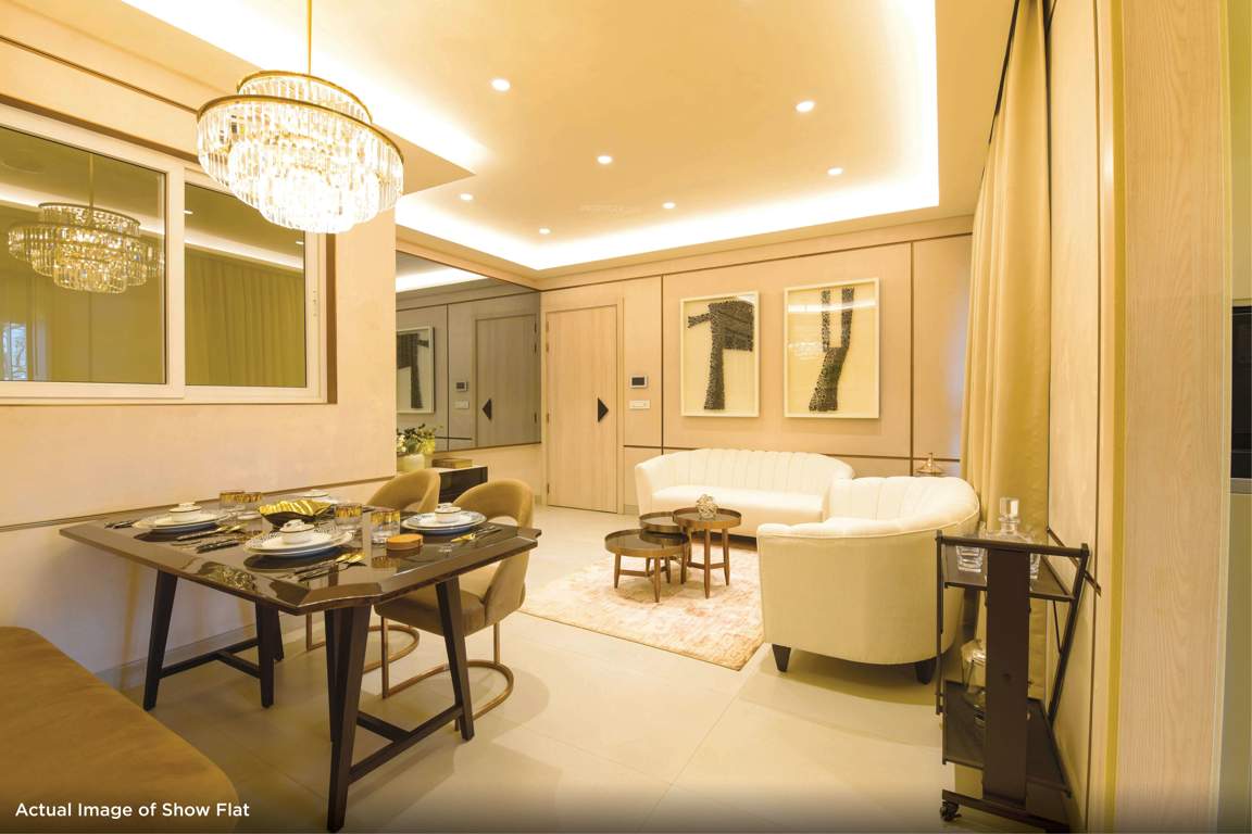  raymond realty ten x habitat Dining Area