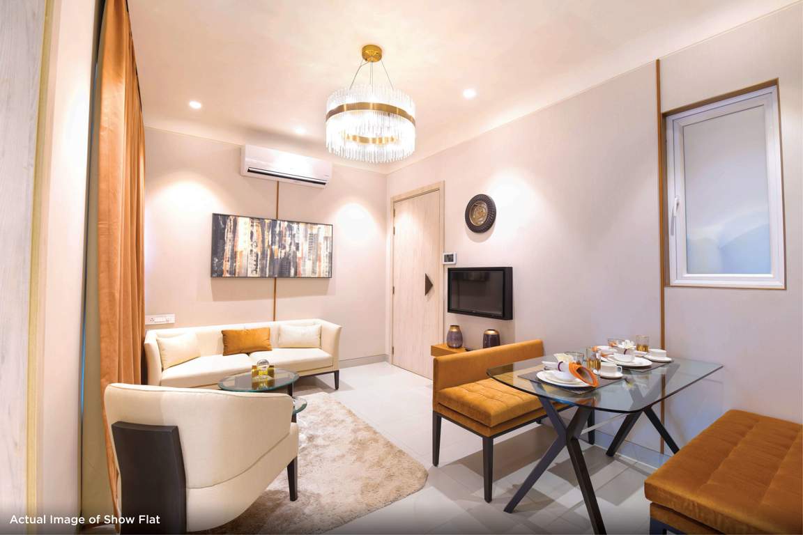  raymond realty ten x habitat Dining Area