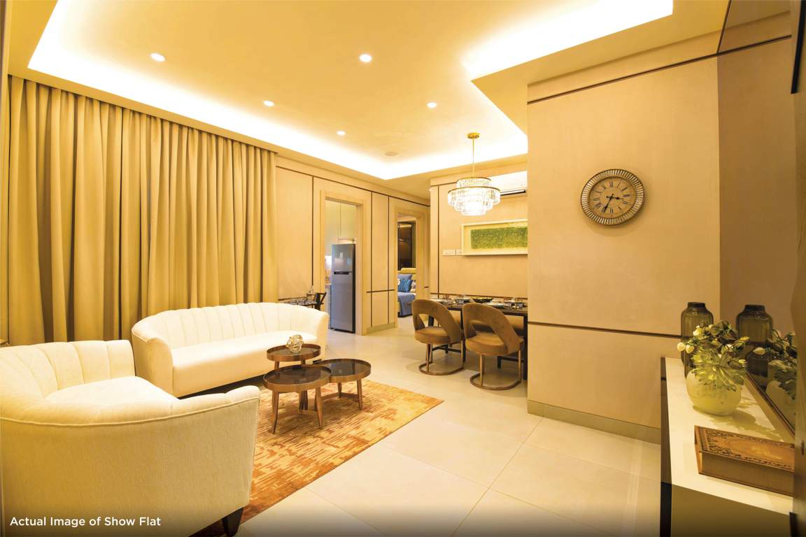  raymond realty ten x habitat Living Area