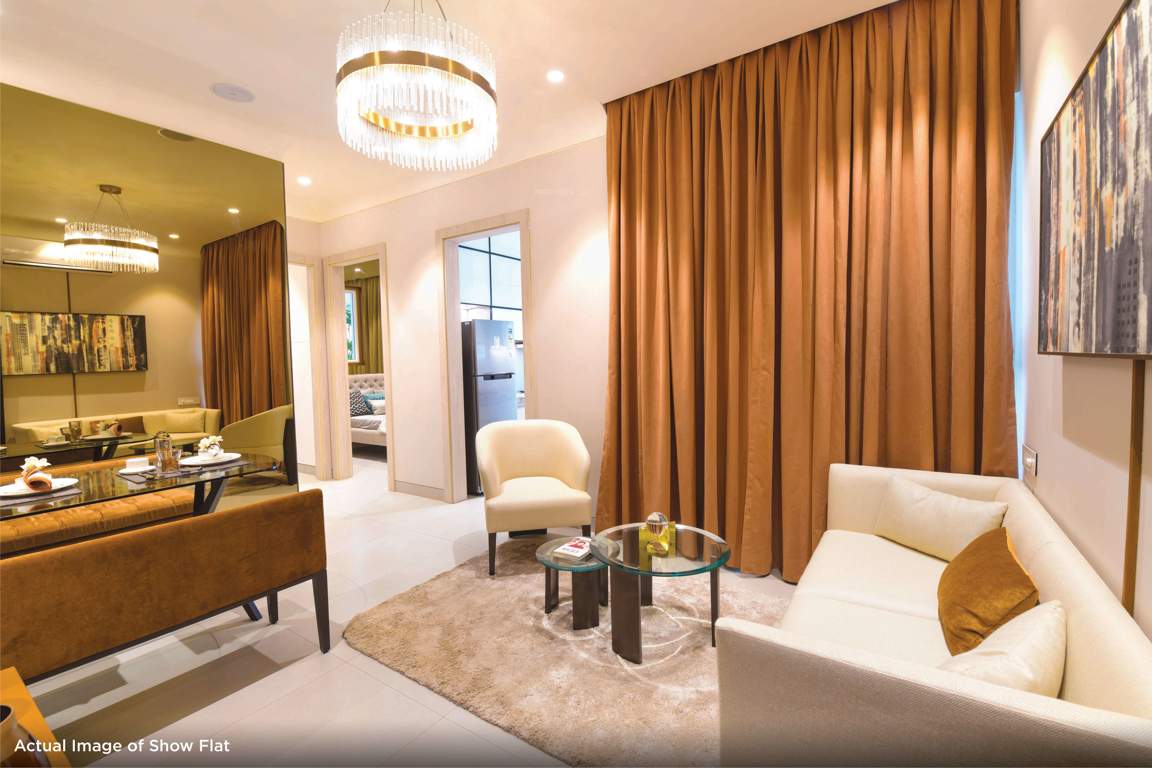  raymond realty ten x habitat Living Area