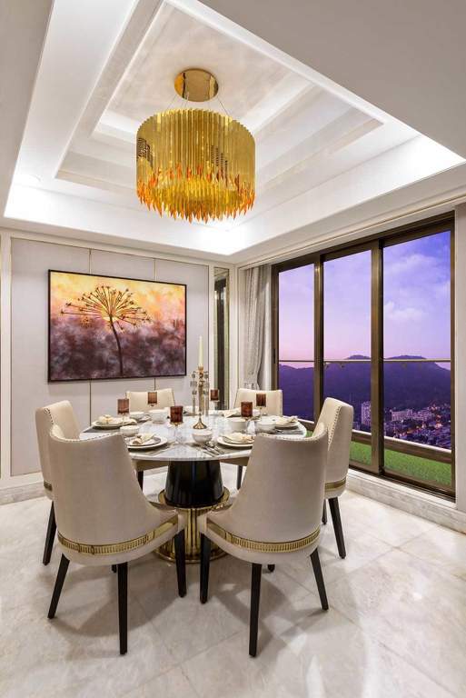  montana phase 4 Dining Area