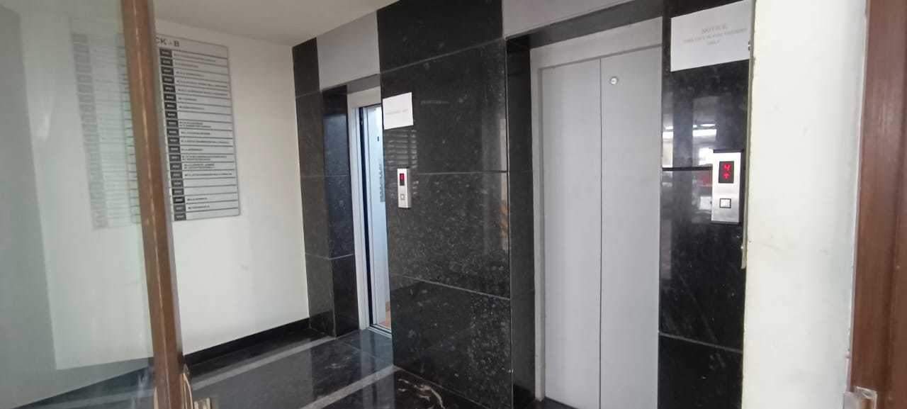  neetu arjun garden Lift(s)