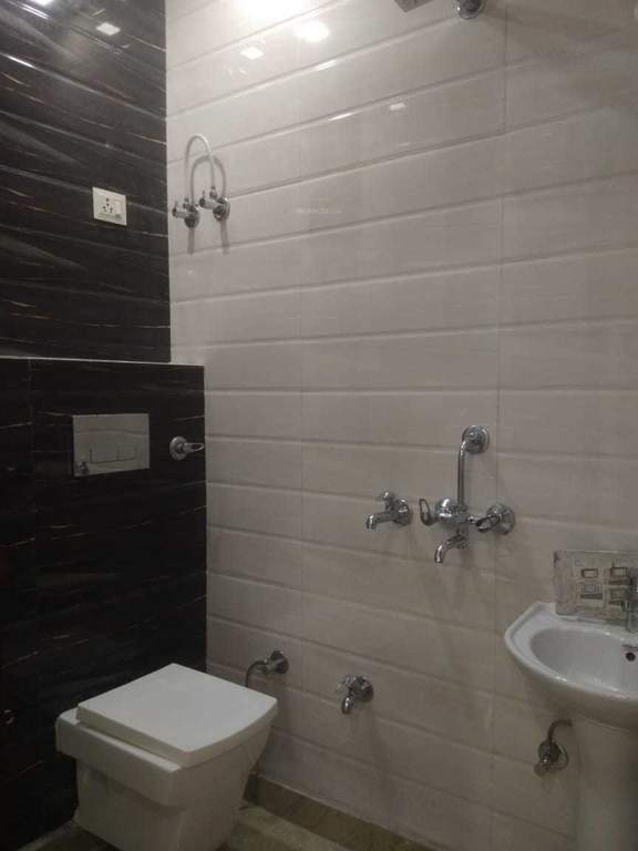  homes Bathroom