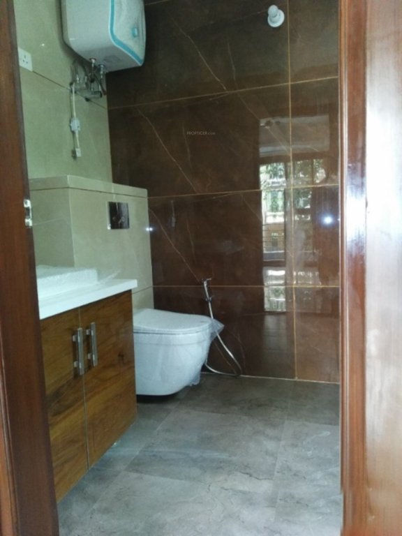  homes Bathroom