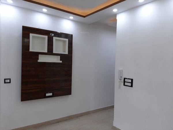 Living Area floors-7 Living Area