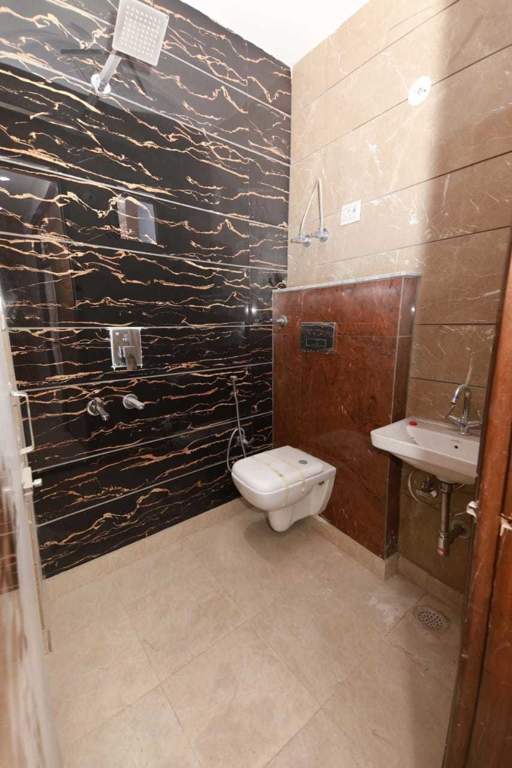  affordable homes Bathroom