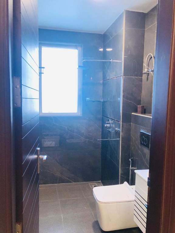  ggr ansal esensia floors Bathroom