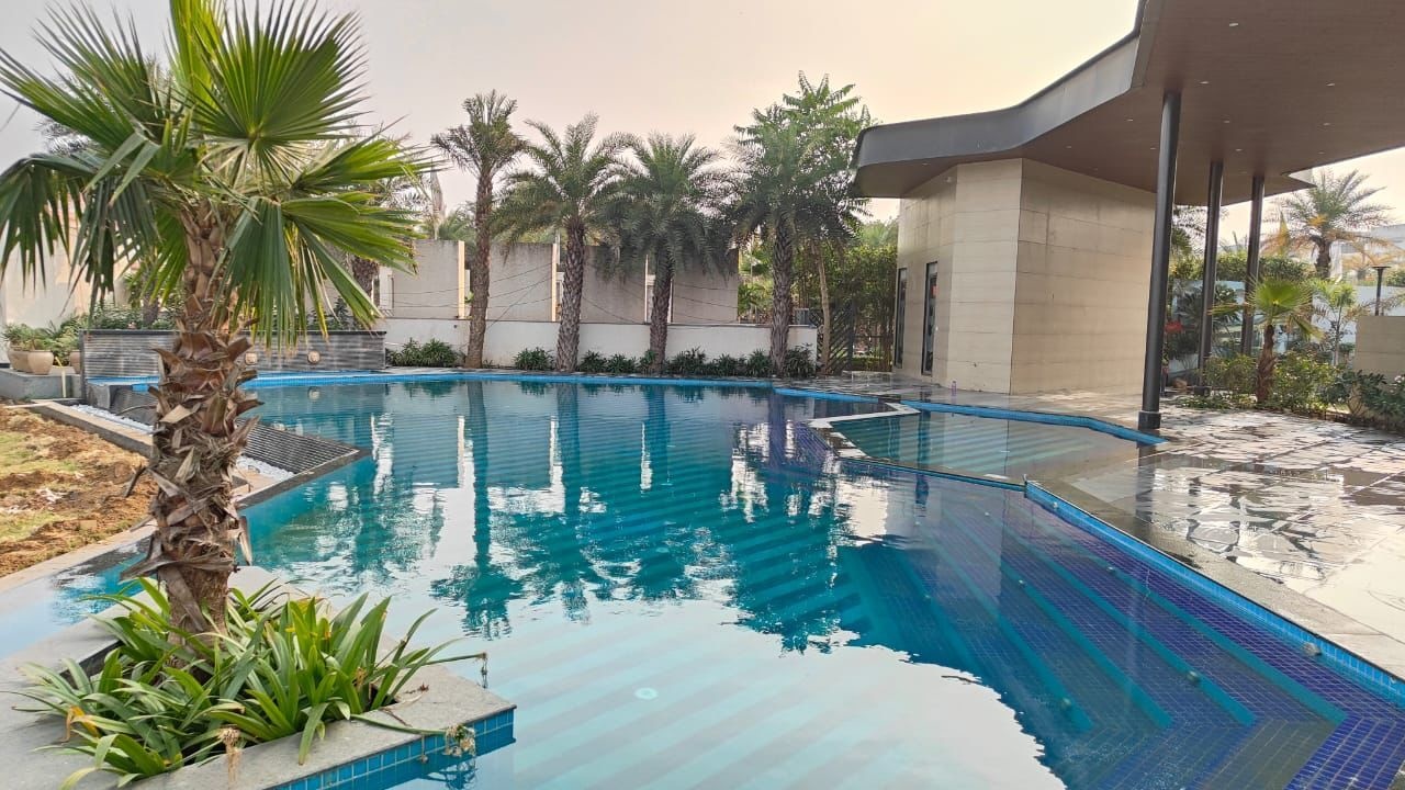  the villas Swimming Pool