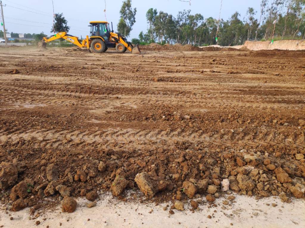  telecom smart city 2 Plot