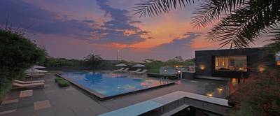  infinity-bay Swimming Pool