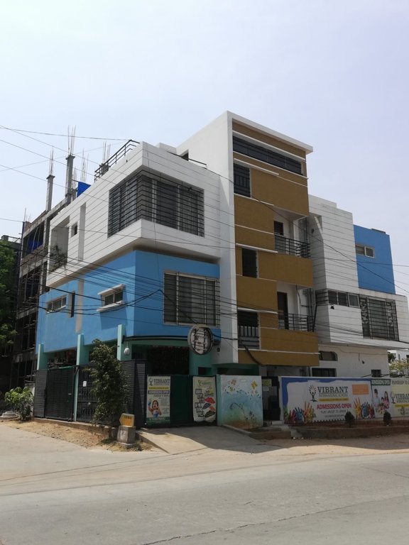 Galaxy Heights Constructions Maak Living Space Residency