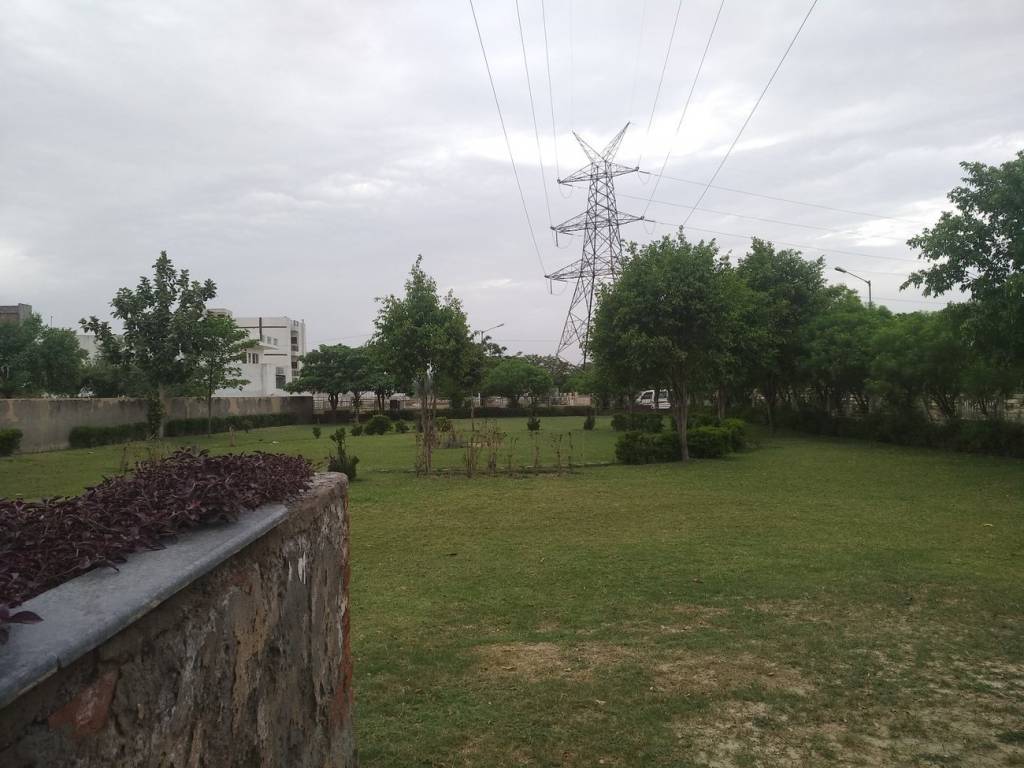 Modern Buildtech Mod Floors 4