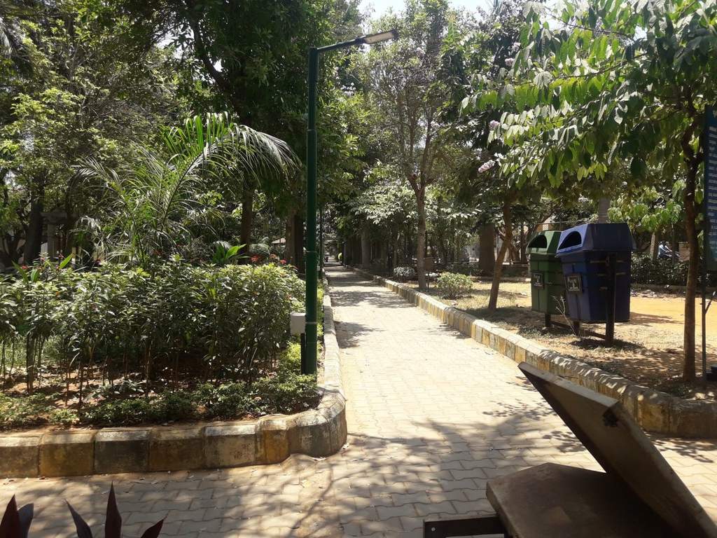 Lavanya Laavanya AN Comforts